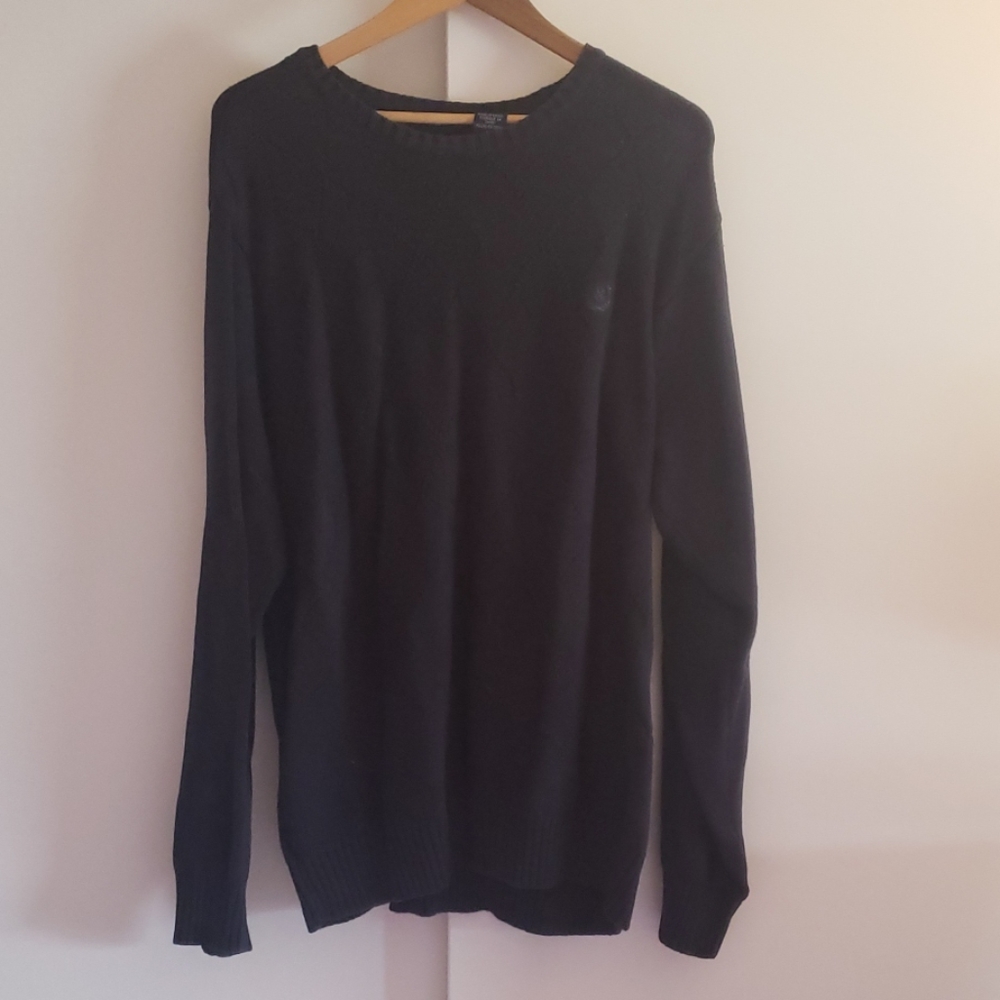 Izod crew neck sweater size large